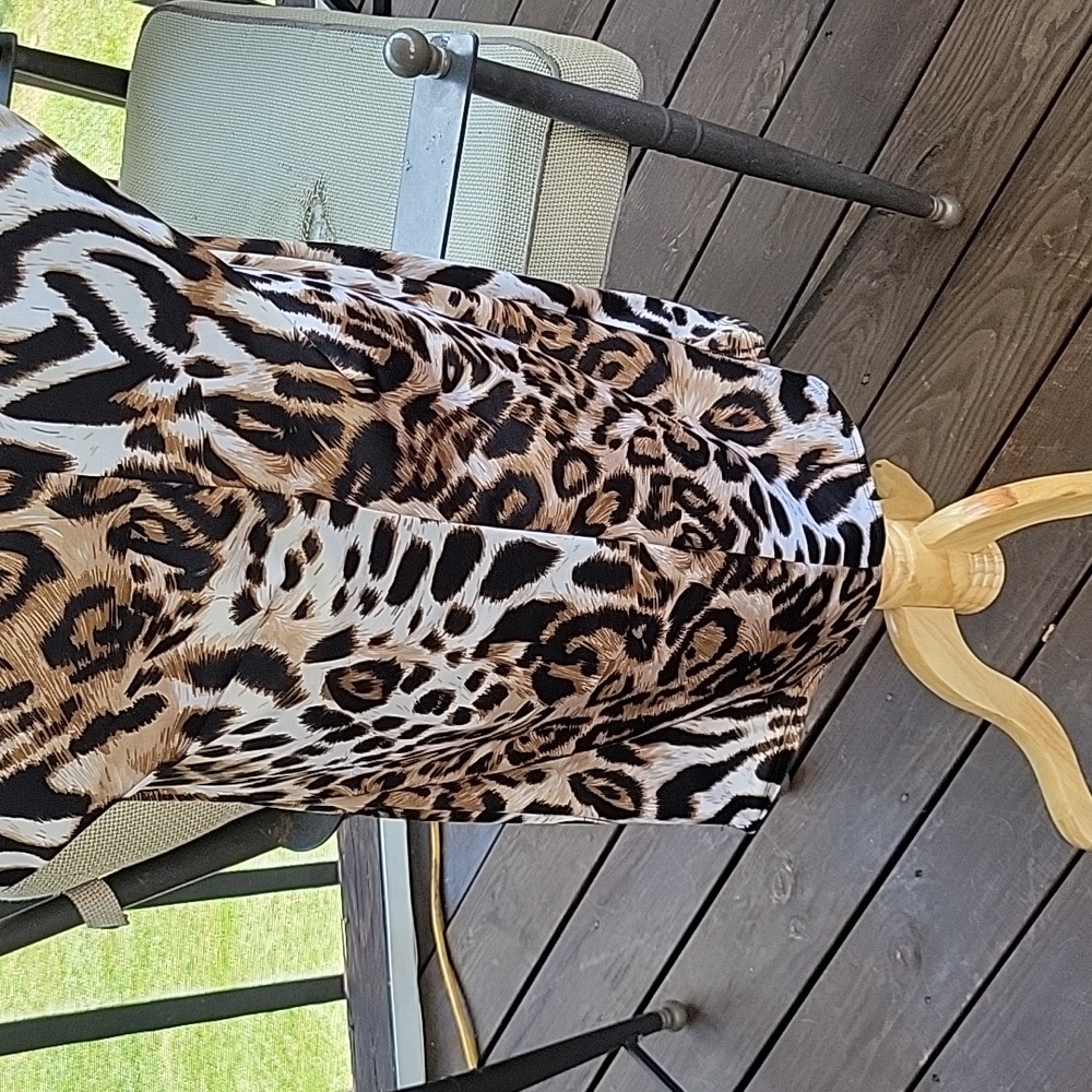 AA ๐
STUDIO DRESS - Picture 6 of 8